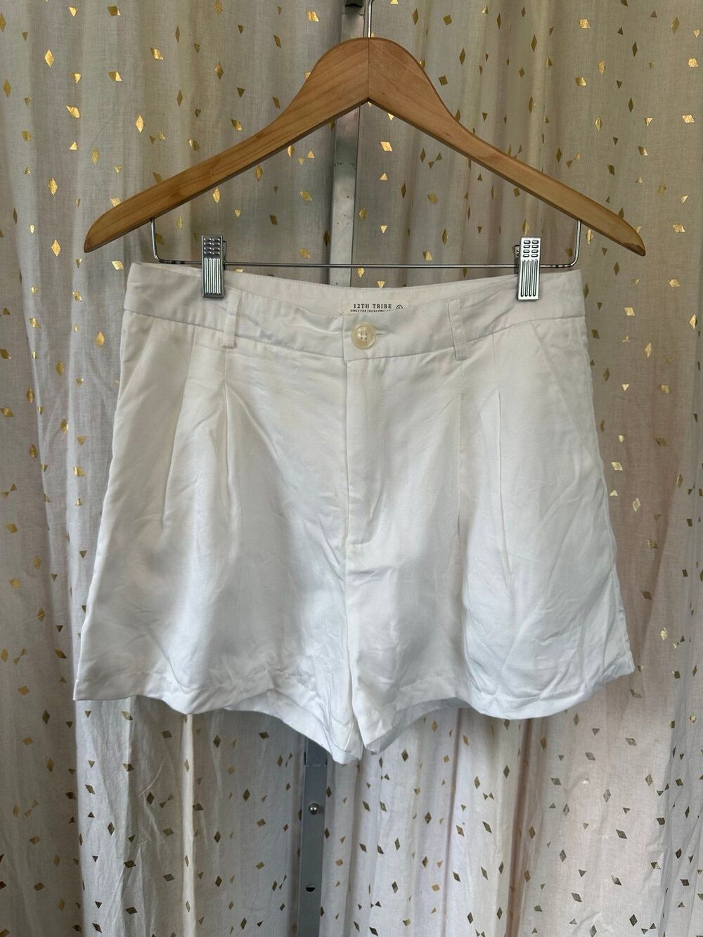 12th Tribe White Silky High Waisted Front Pleated A Line Trouser Shorts L